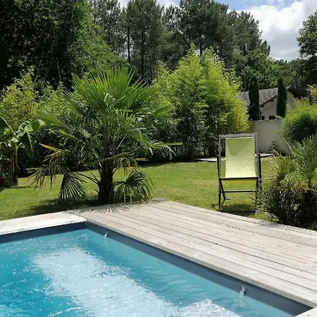 D'hotes Tropicale Bed & Breakfast Léon